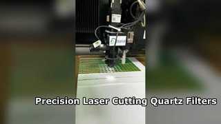 GlaslasersnijdenBatchlasersnijden van 1 mm dikke optische kwartsfilters